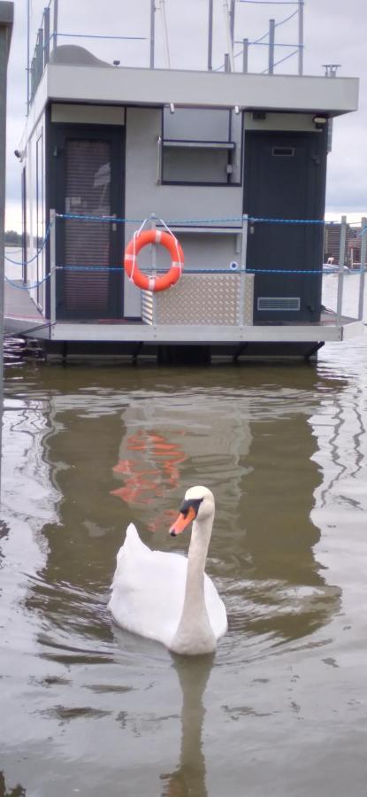 Houseboat Arka 1 - Domki Na Wodzie, Rower Wodny, Wifi, Parking Mielno  Exterior foto